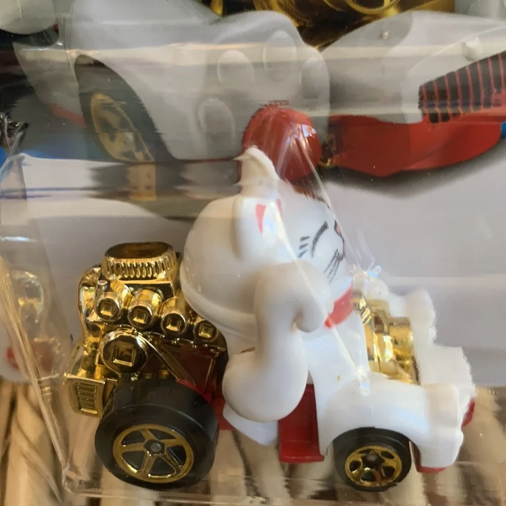 Feline Lucky Toy Cat Car White Maneki-Neko White Kitty Hot Wheels Hotwheels 🆕